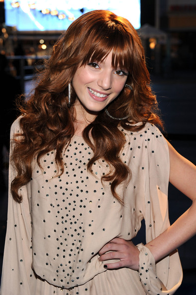 Bella+Thorne+2011+People+Choice+Awards+Red+hjFI1cRQ7Pql