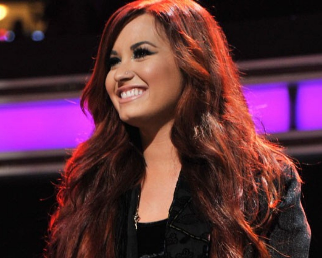 Demi-demi-lovato-30150824-1280-1024