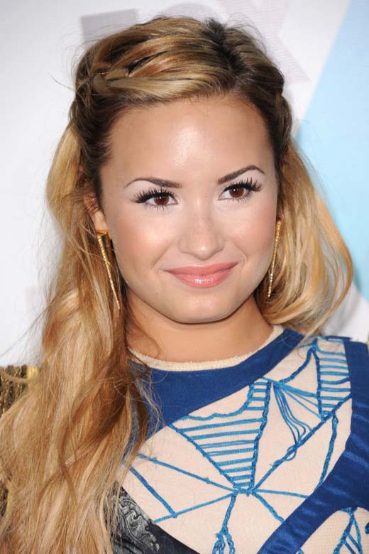 Demi-Lovato-in-Falguni-Shane-Peacock-Spring-2012-Dress